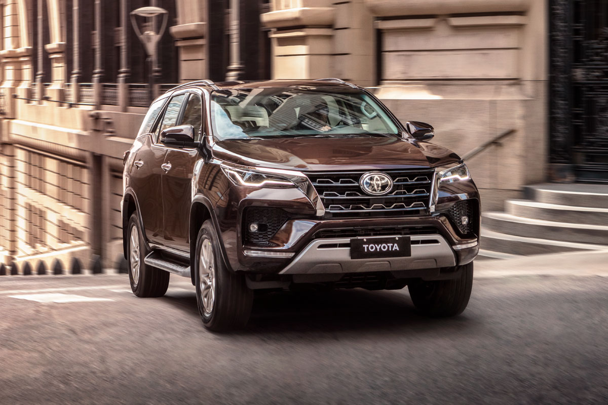 Toyota-SW4-Novamotors-Precios-2021