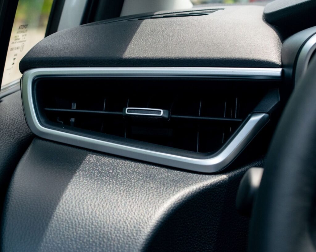 Interior del Toyota Corolla Sedán