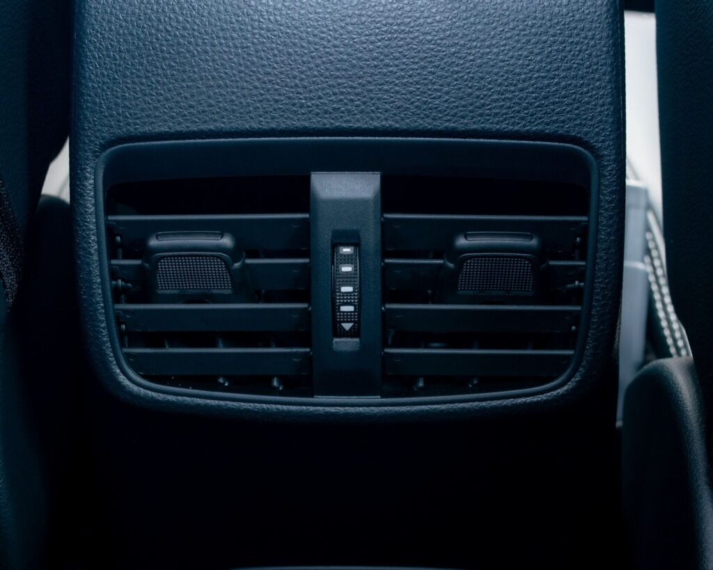 Interior del Toyota Corolla Sedán
